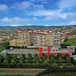 Dora Hotel Collak