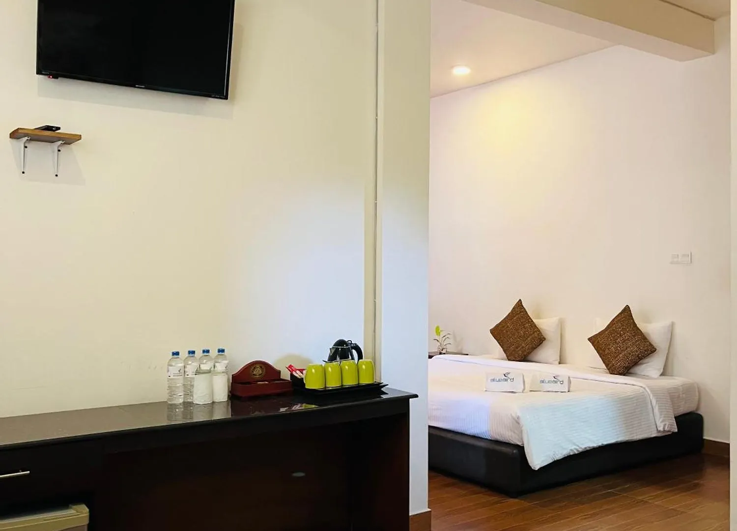 The Cave By Blue Bird Hotel Negombo Sri Lanka